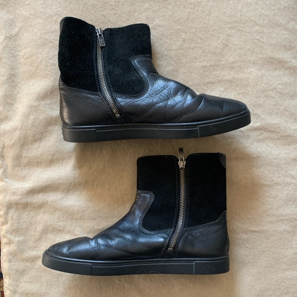 Frye Black Suede and Leather Ankle Boots with Fur Lining
